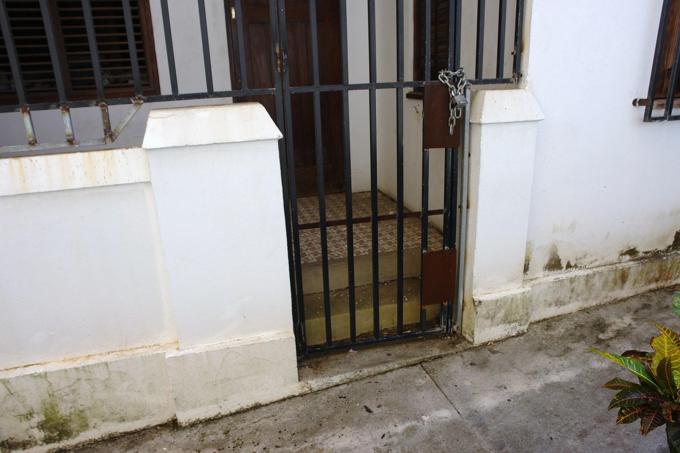 Residencia Dr. Eugenio Fernández García - Ponce de León 652 - San Juan (Miramar) - 2012 00046